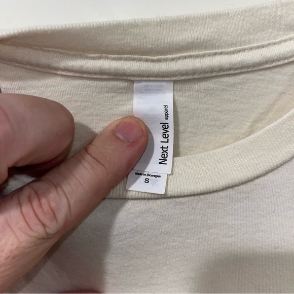 Bruno Mars T-shirt adult size S lodo with crown 👑 cream color - Picture 3 of 3